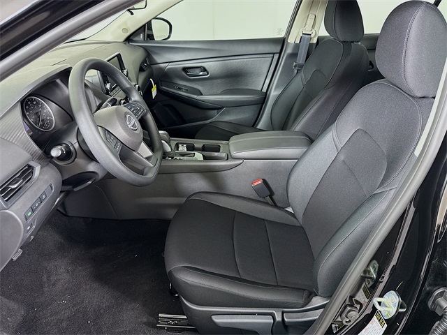 2025 Nissan Sentra S photo 4