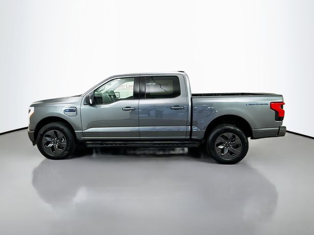2025 Ford F-150 XLT photo 4