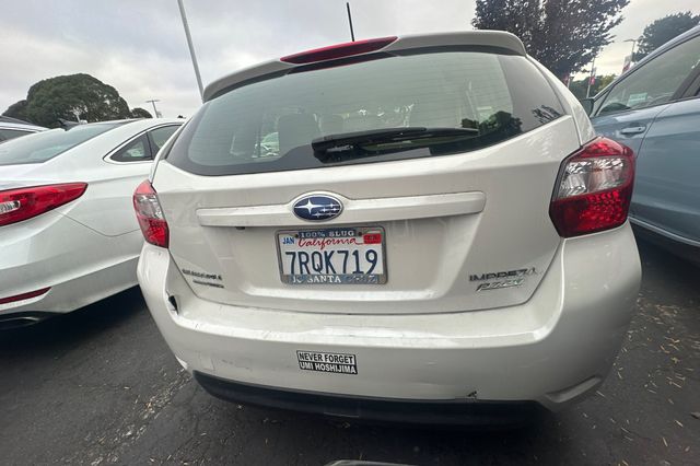 2016 Subaru Impreza 2.0i photo 2