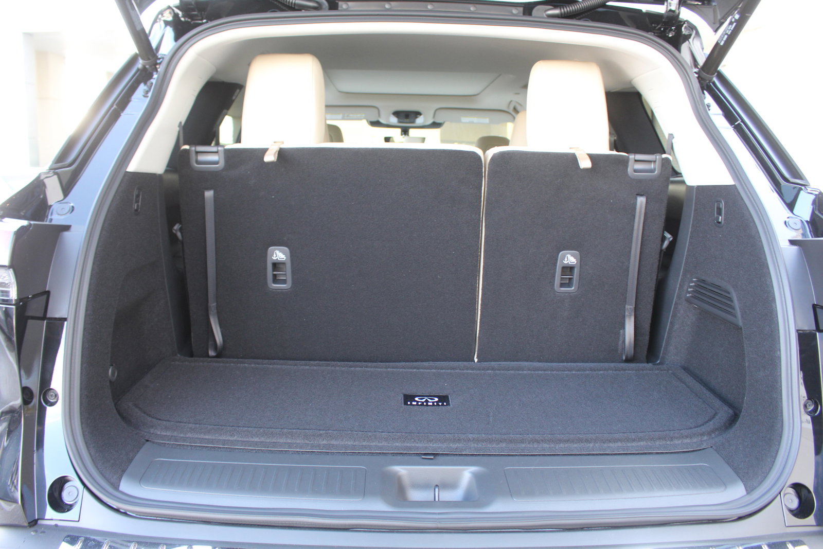 2025 Infiniti QX60 Pure photo 16