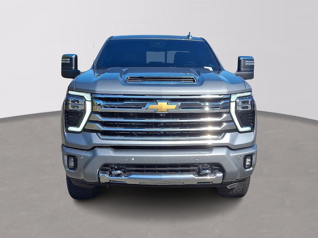 2024 Chevrolet Silverado 3500HD High Country photo 2