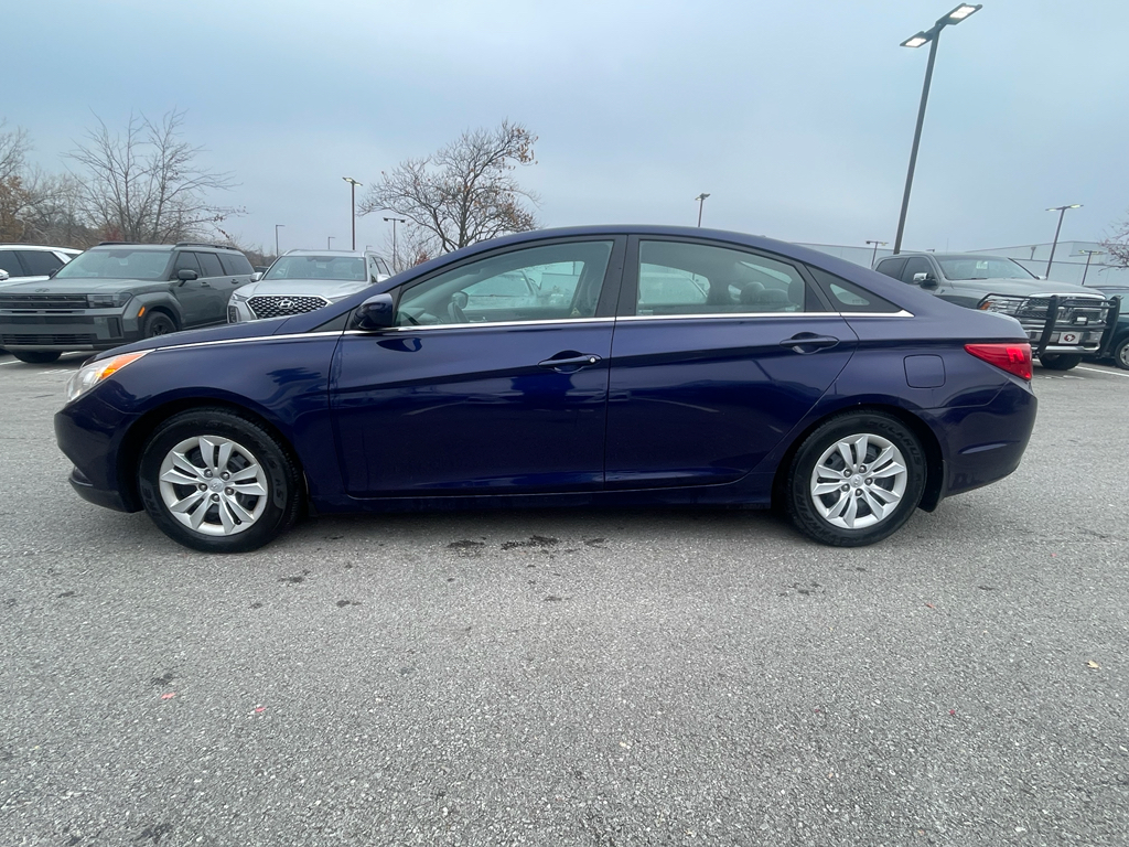 2013 Hyundai Sonata GLS photo 2