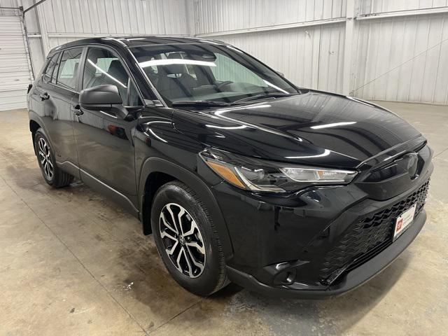 2023 Toyota Corolla Cross S's photo