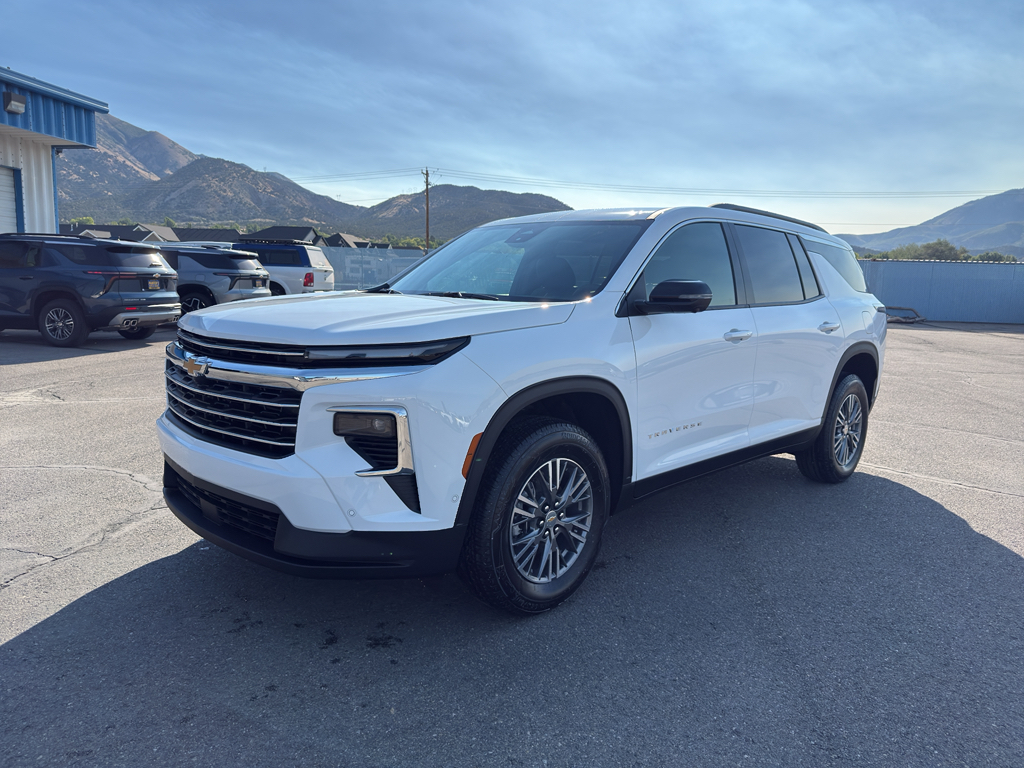 2026 Chevrolet Traverse LT's photo