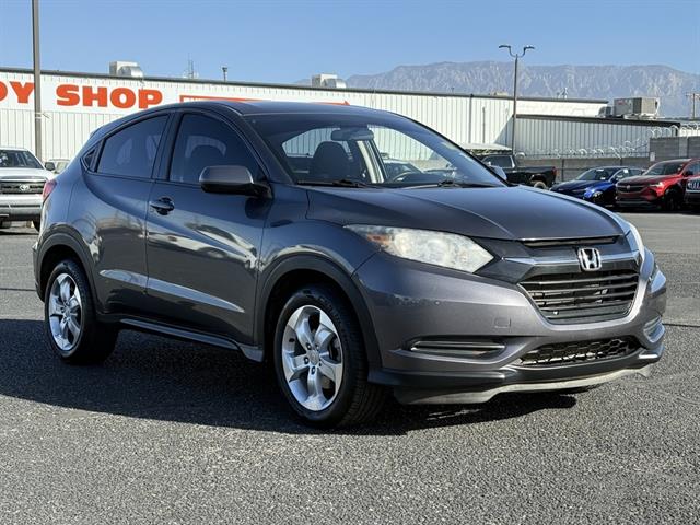 2016 Honda HR-V LX's photo