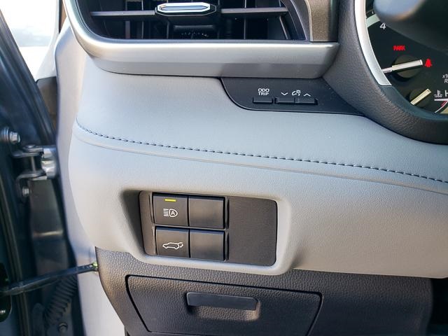 2022 Toyota Highlander XLE photo 13