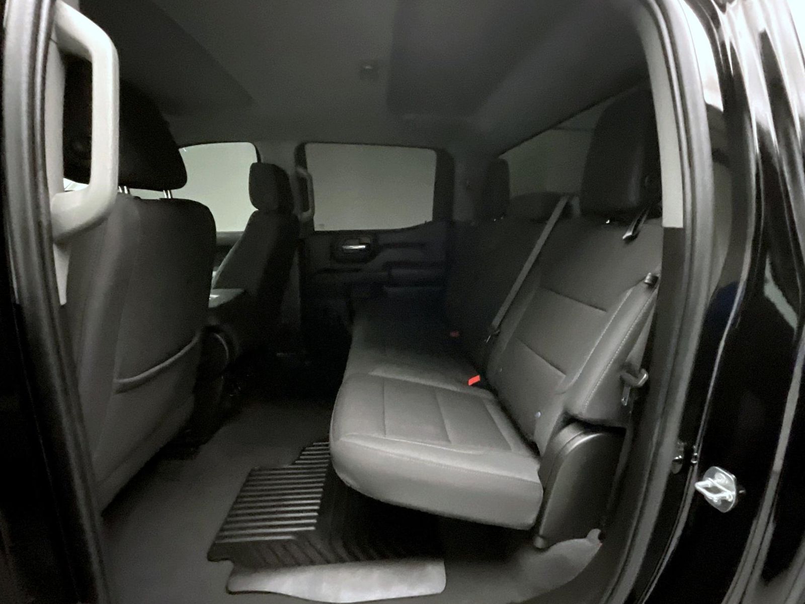 2024 Chevrolet Silverado 1500 Custom photo 18