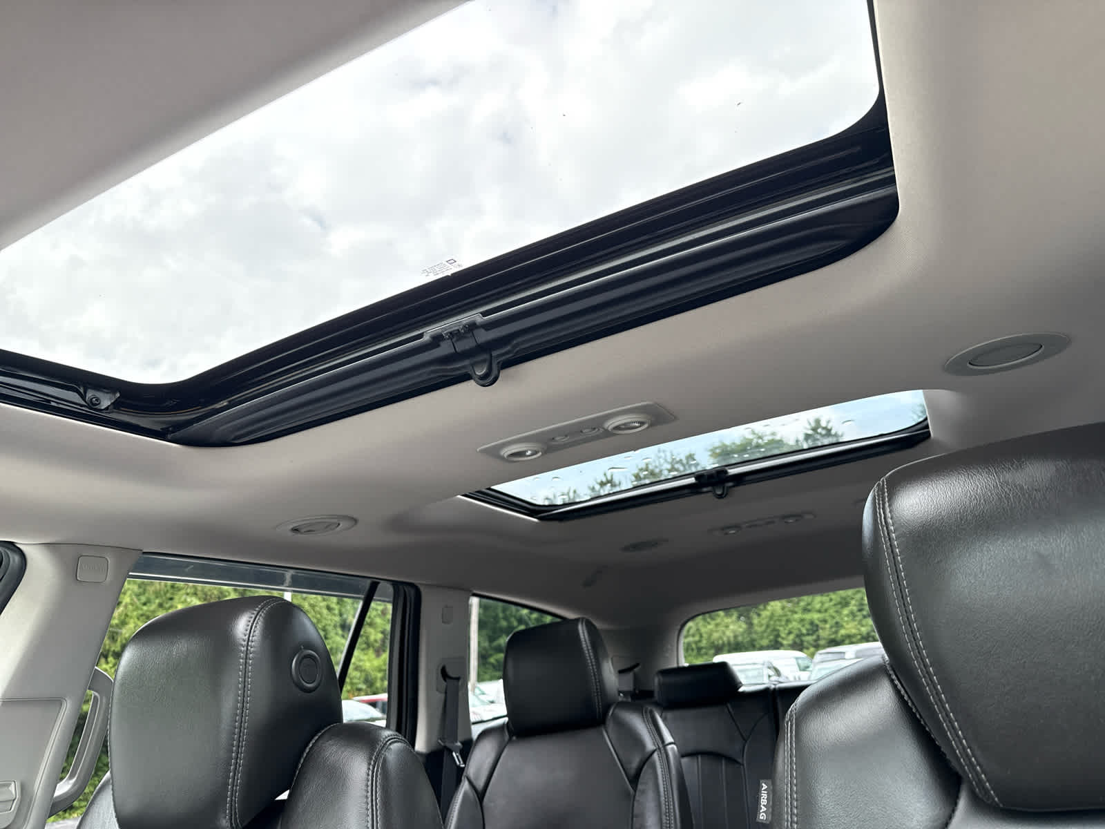 2014 Buick Enclave Leather photo 27