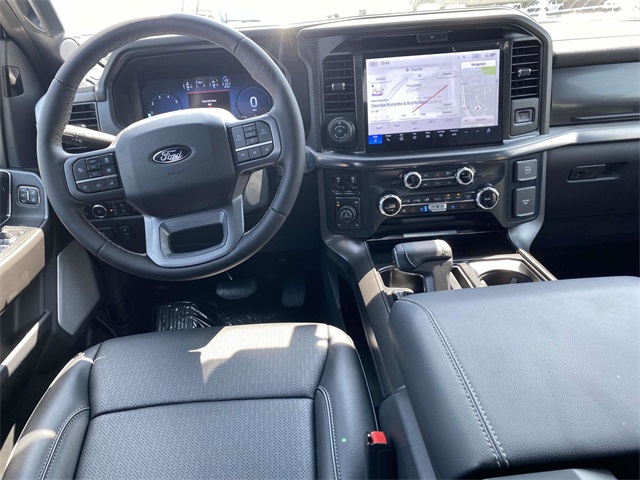 2025 Ford F-150 Lariat photo 8