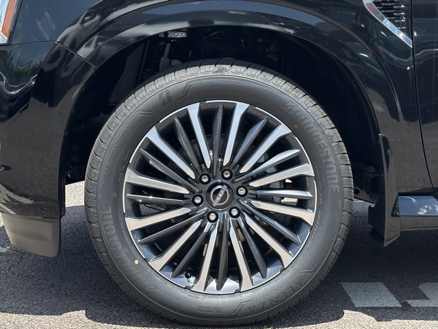 2025 Nissan Armada Platinum Reserve photo 3