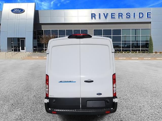 2023 Ford Transit photo 3