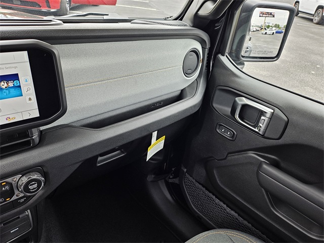 2025 Jeep Gladiator Sport photo 15