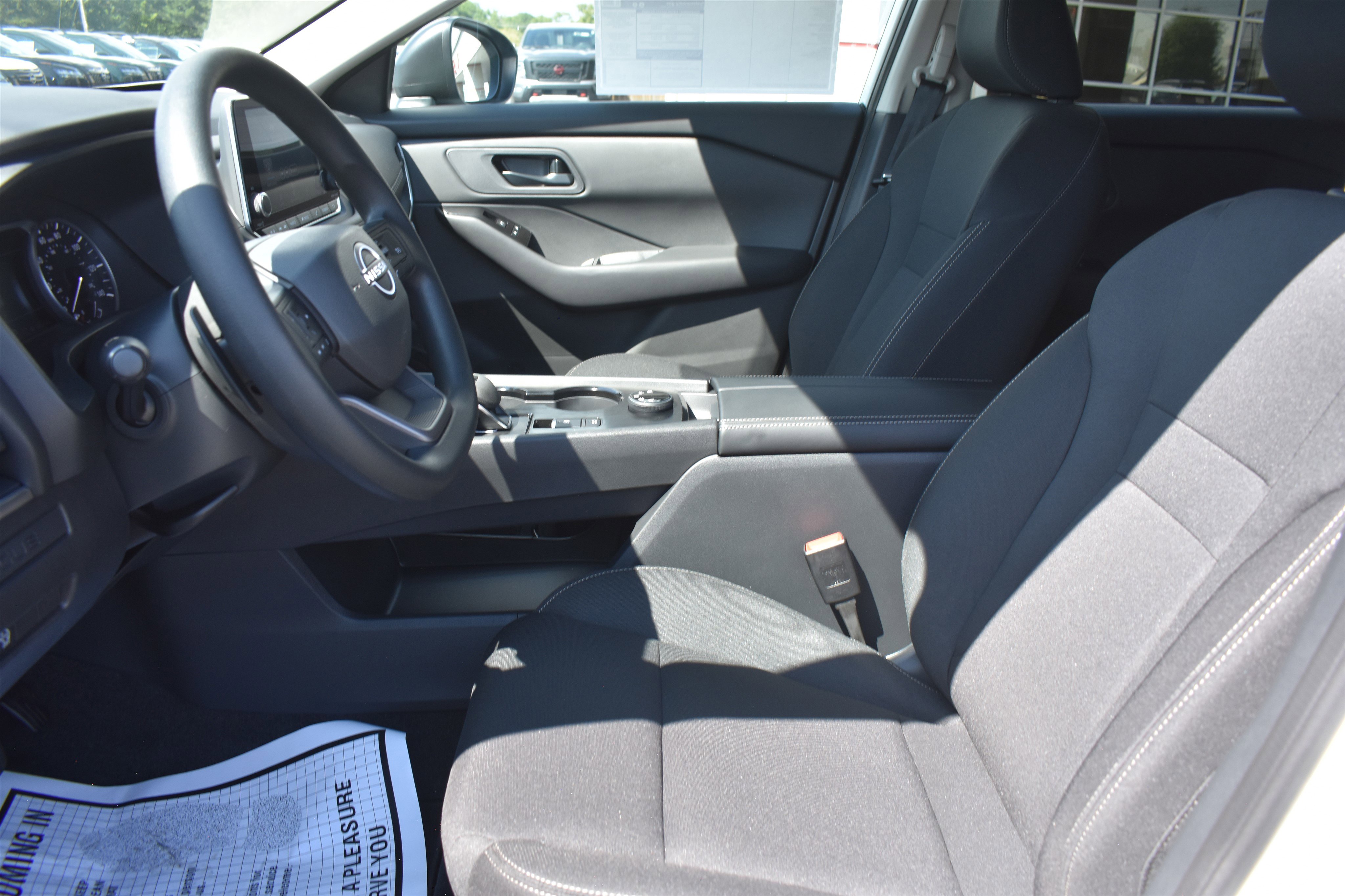 2026 Nissan Rogue S photo 7