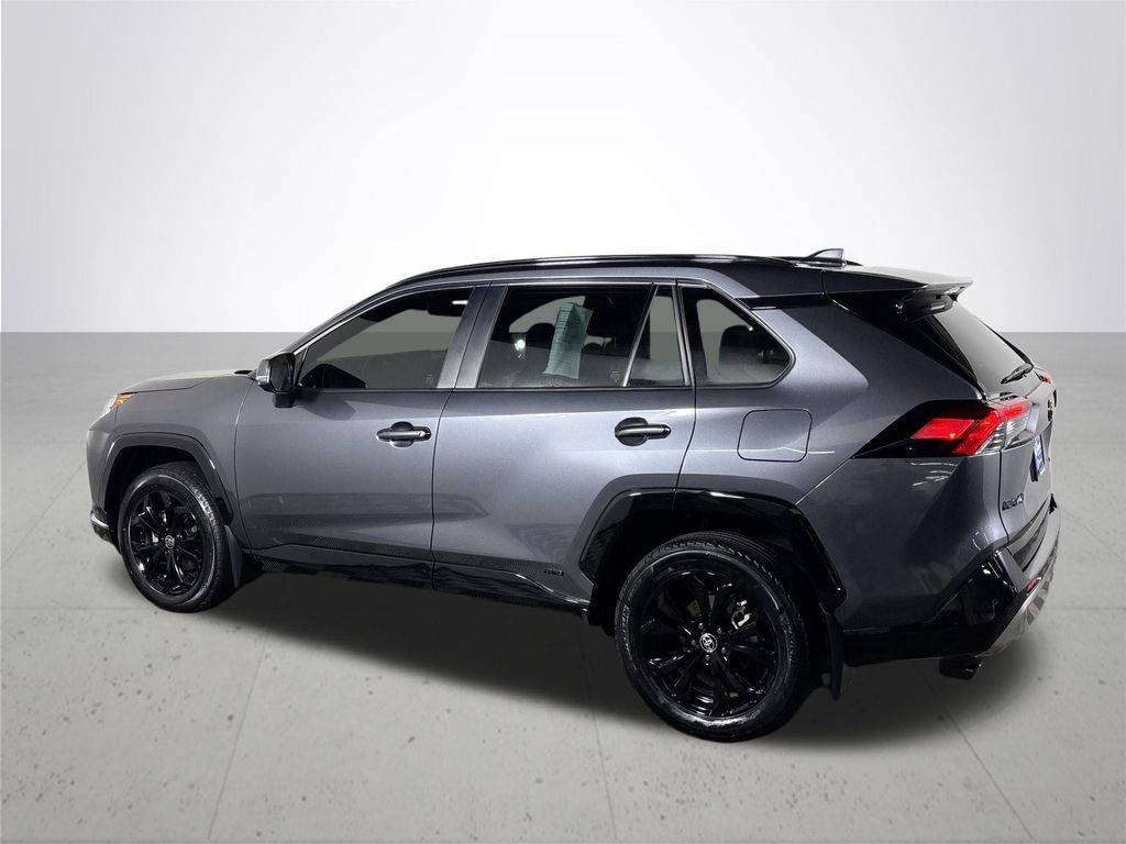 2022 Toyota RAV4 Hybrid SE photo 8