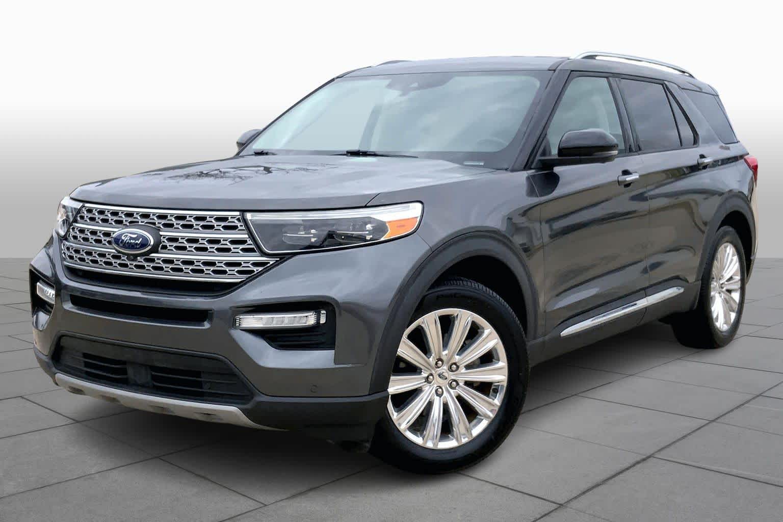 2020 Ford Explorer Limited's photo