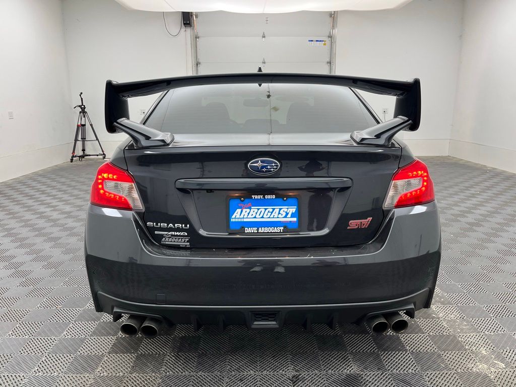 2016 Subaru WRX STI photo 2