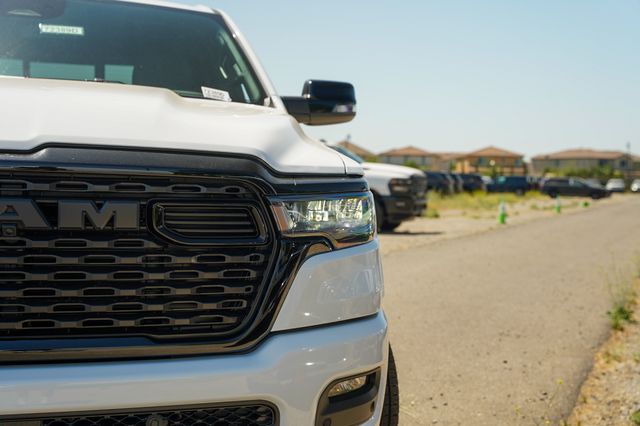 2025 Ram 1500 Big Horn Lone Star photo 3