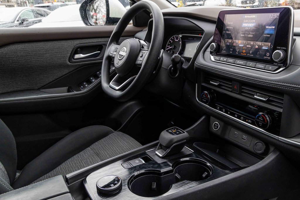 2023 Nissan Rogue SV photo 24