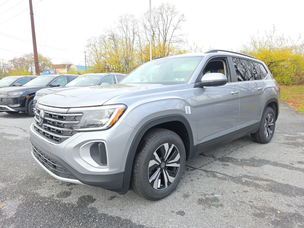 2026 Volkswagen Atlas SE's photo