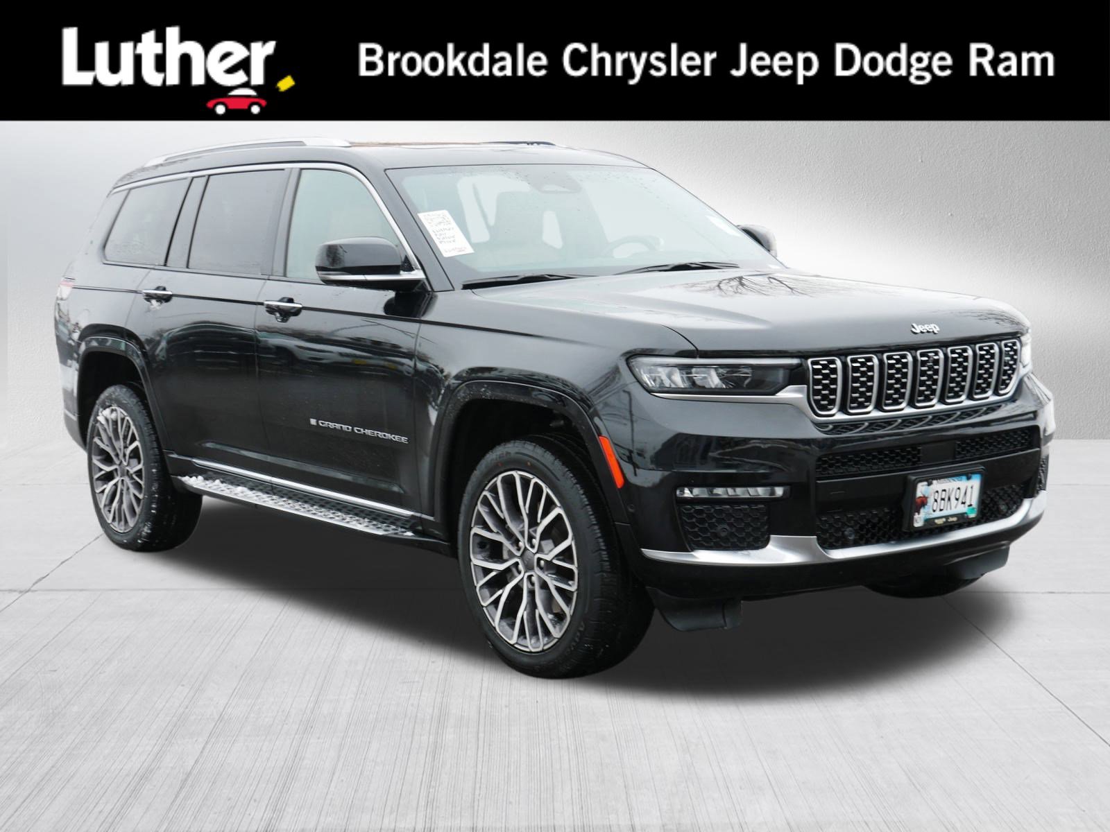 2021 Jeep Grand Cherokee L Summit Reserve's photo