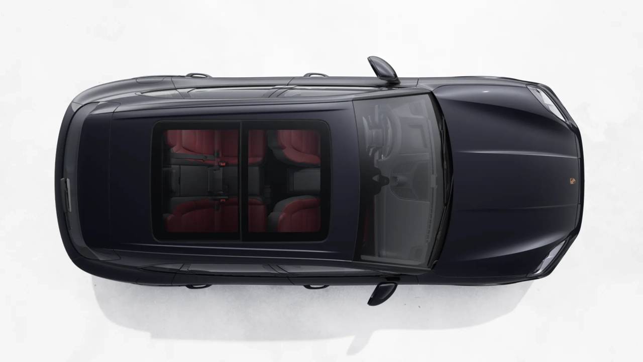2026 Porsche Cayenne E-Hybrid photo 3