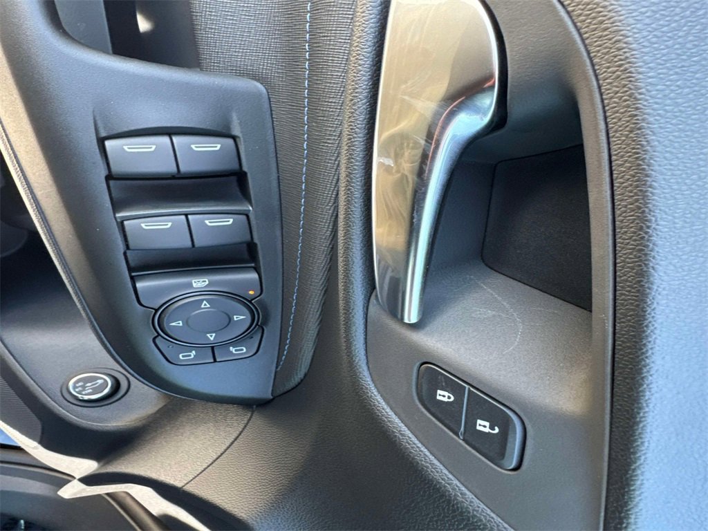 2026 Buick Envista ST photo 9