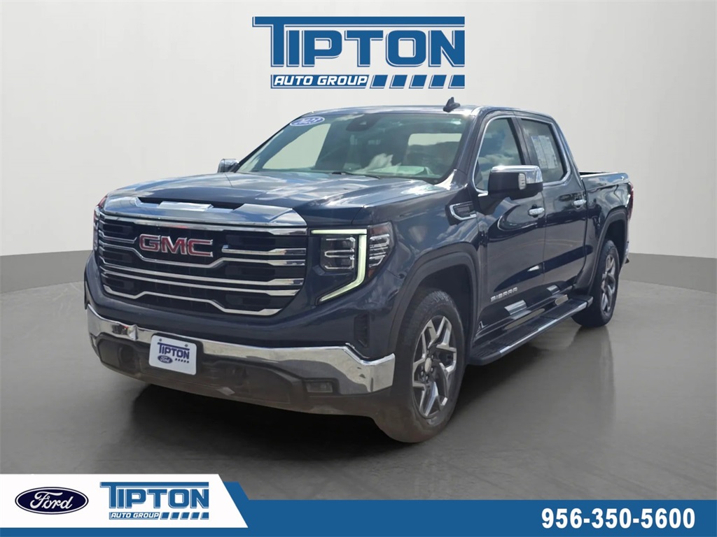 2023 GMC Sierra 1500 SLT's photo
