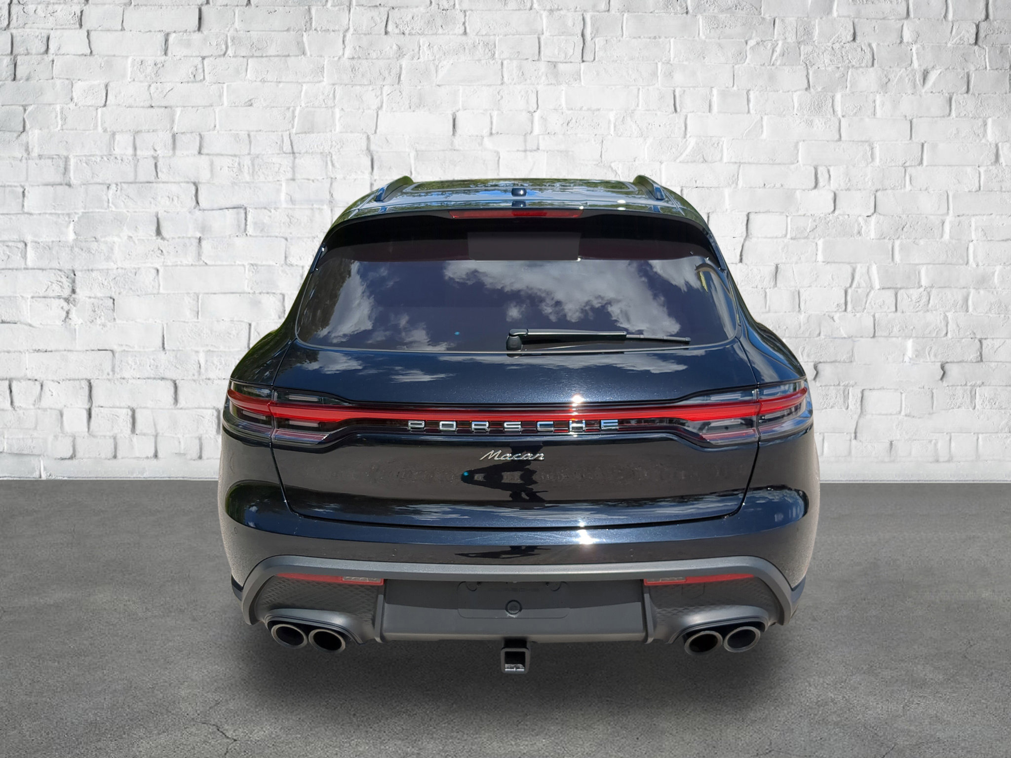 2024 Porsche Macan Base photo 5