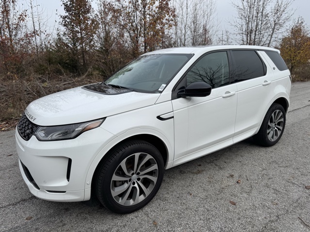 2025 Land Rover Discovery Sport S's photo