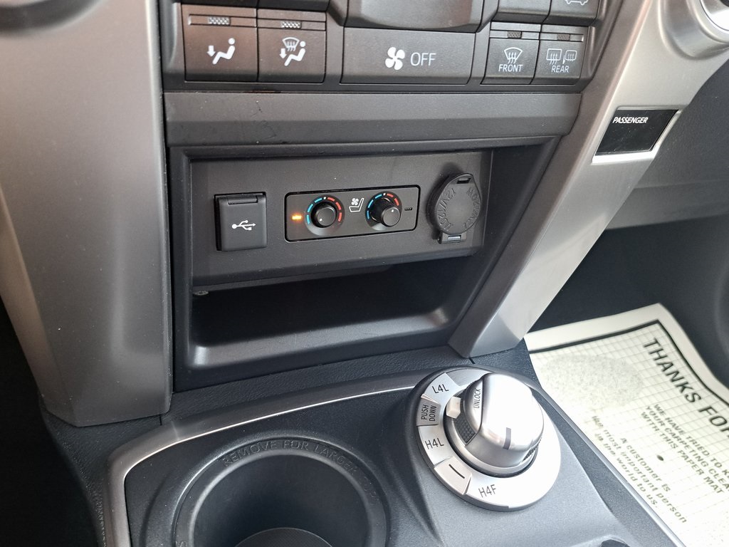 2022 Toyota 4Runner Limited photo 18