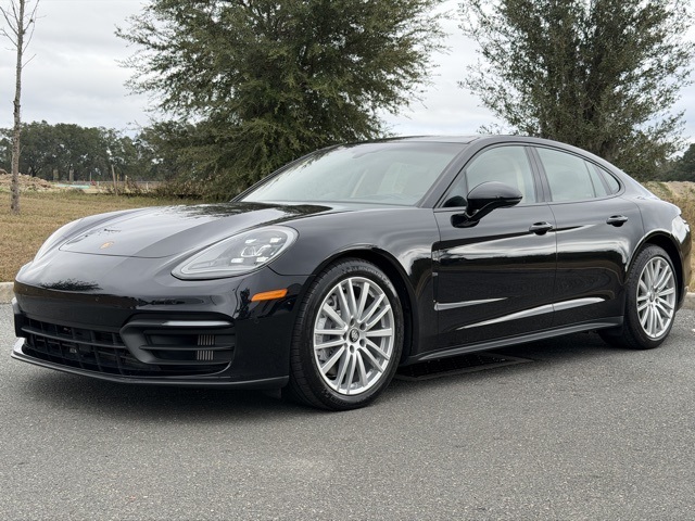 2021 Porsche Panamera Base's photo