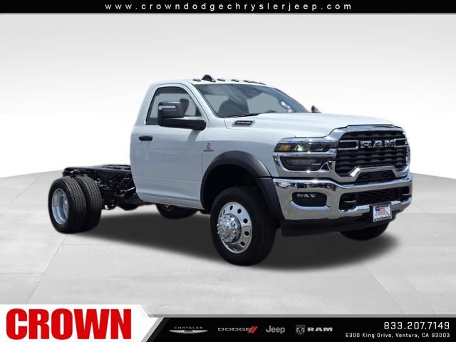 2025 Ram 5500 Tradesman photo 4