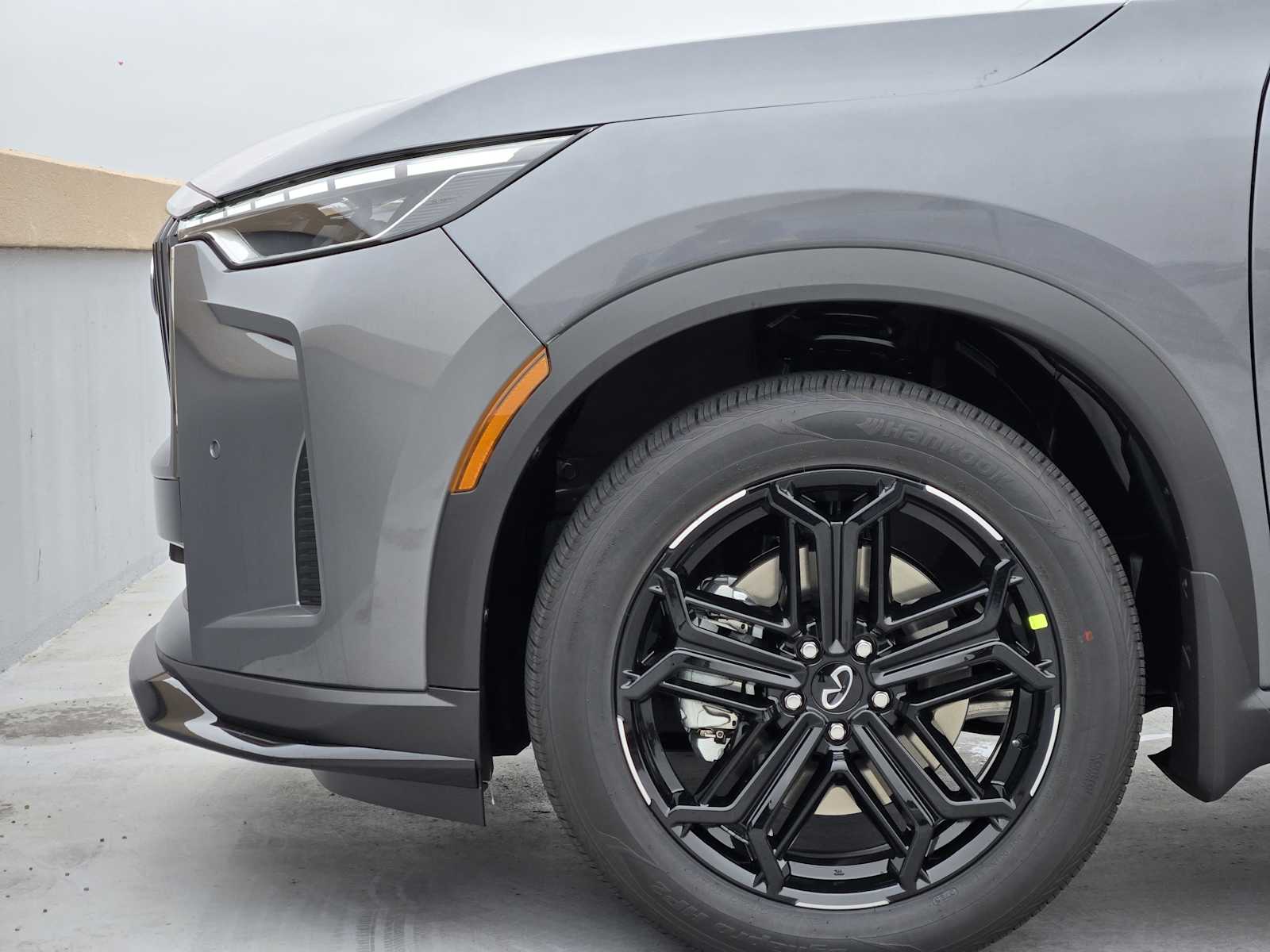 2026 Infiniti QX60 AWD photo 3