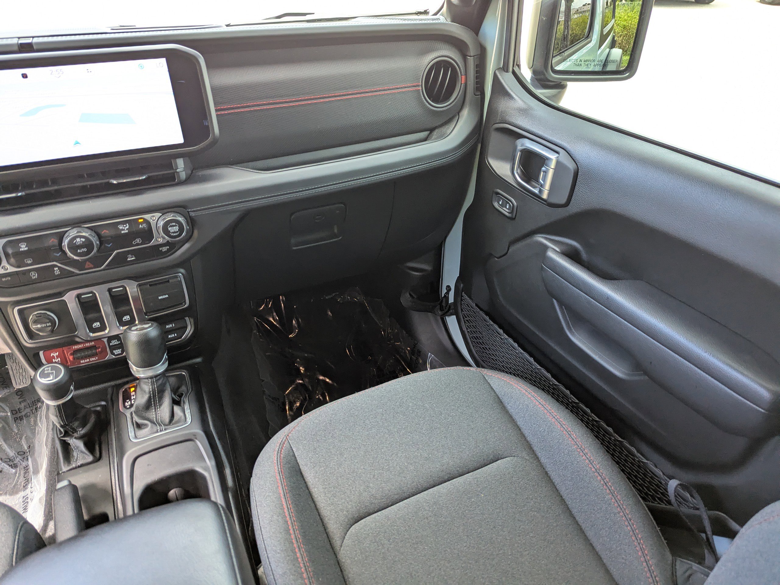 2024 Jeep Wrangler Rubicon photo 16
