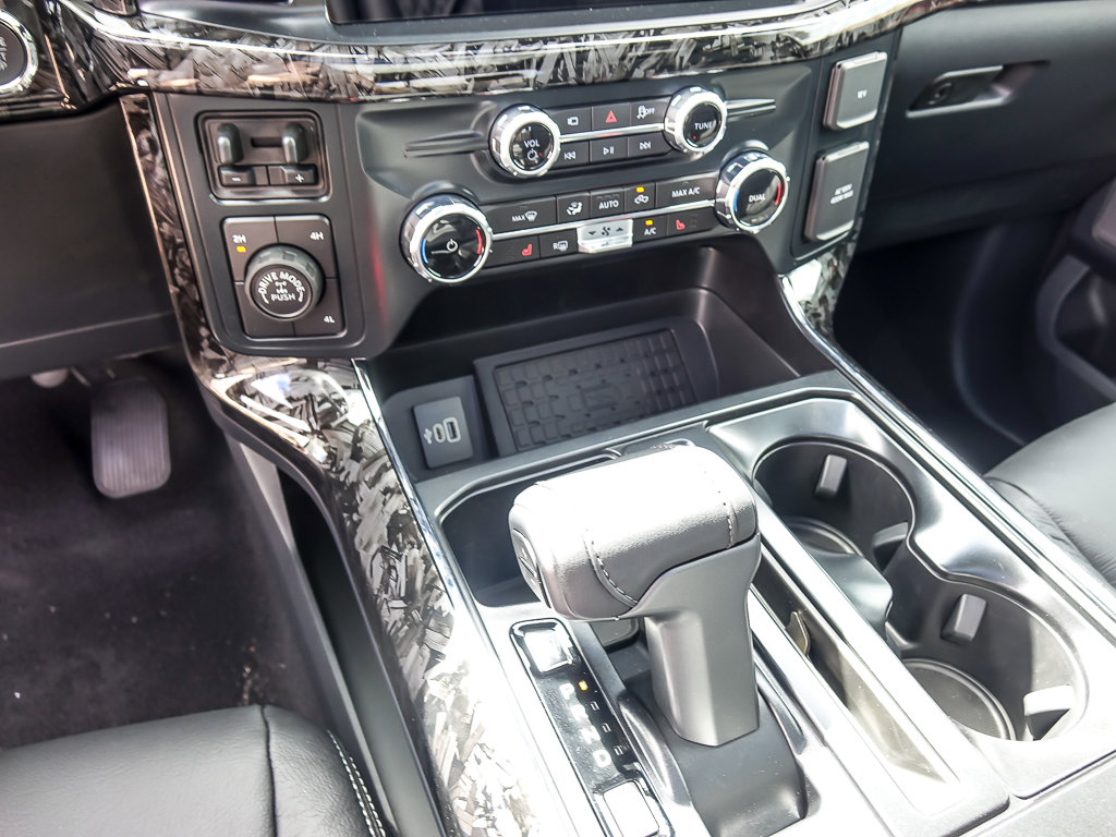 2025 FORD F-150 - Image 21