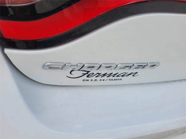 2023 Dodge Charger SXT photo 5
