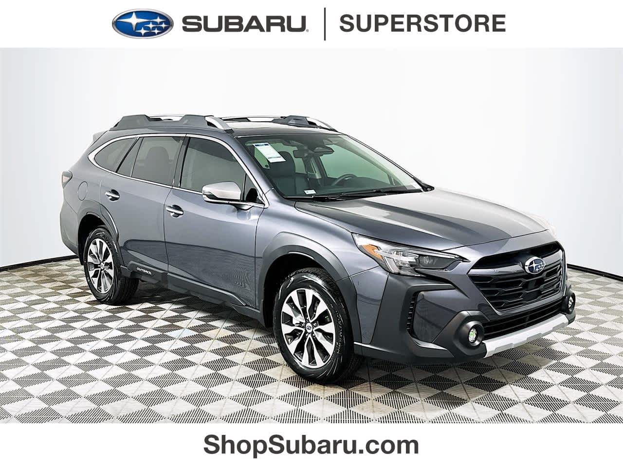 2025 Subaru Outback Touring's photo