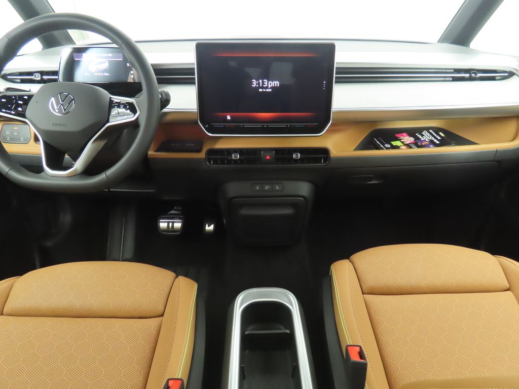 2025 Volkswagen ID. Buzz Pro Plus photo 13