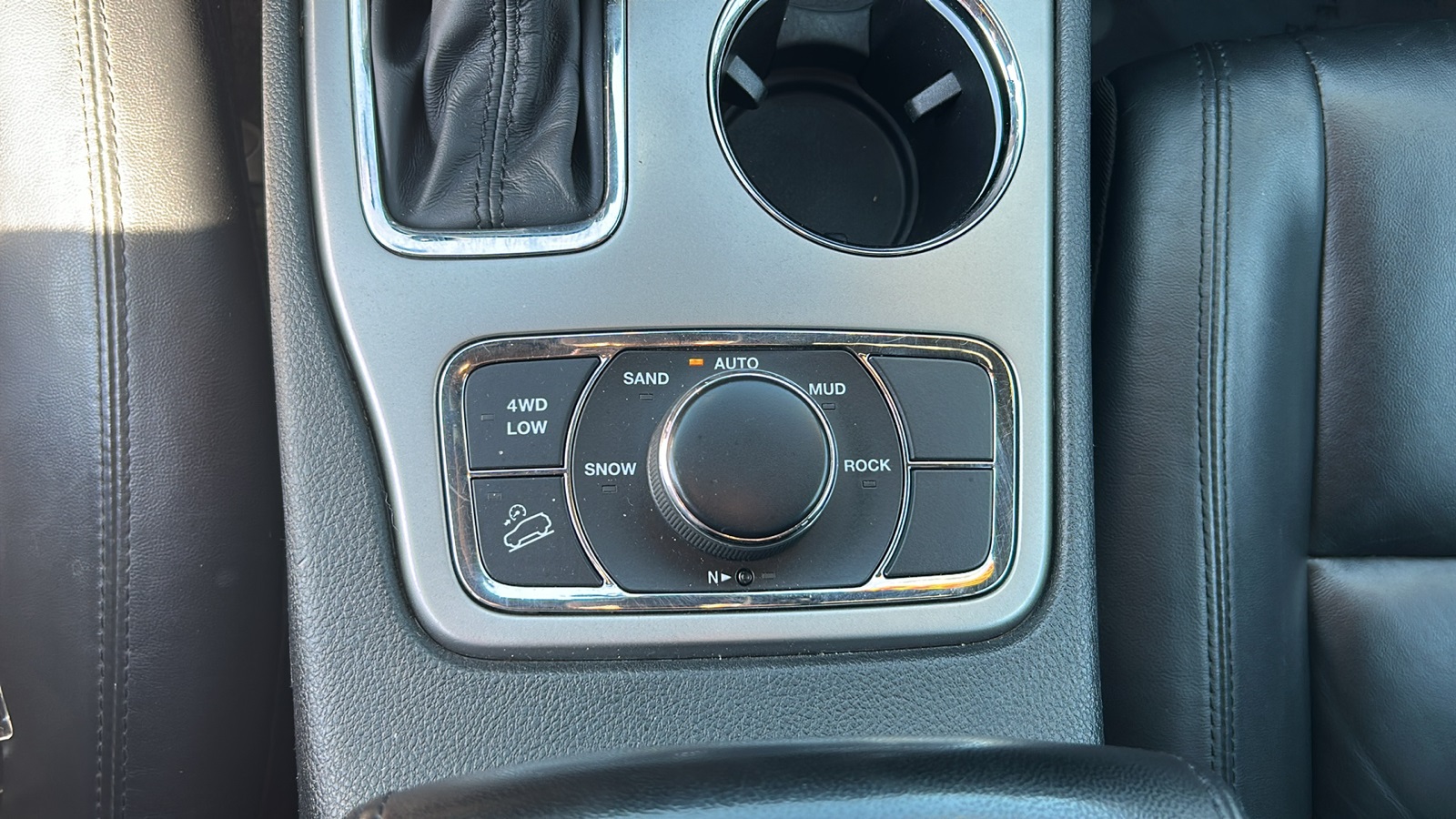 2018 Jeep Grand Cherokee Limited photo 24