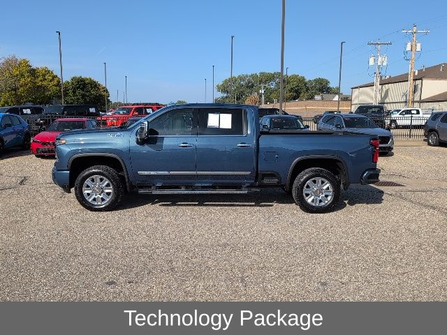 2025 Chevrolet Silverado 2500HD High Country photo 2