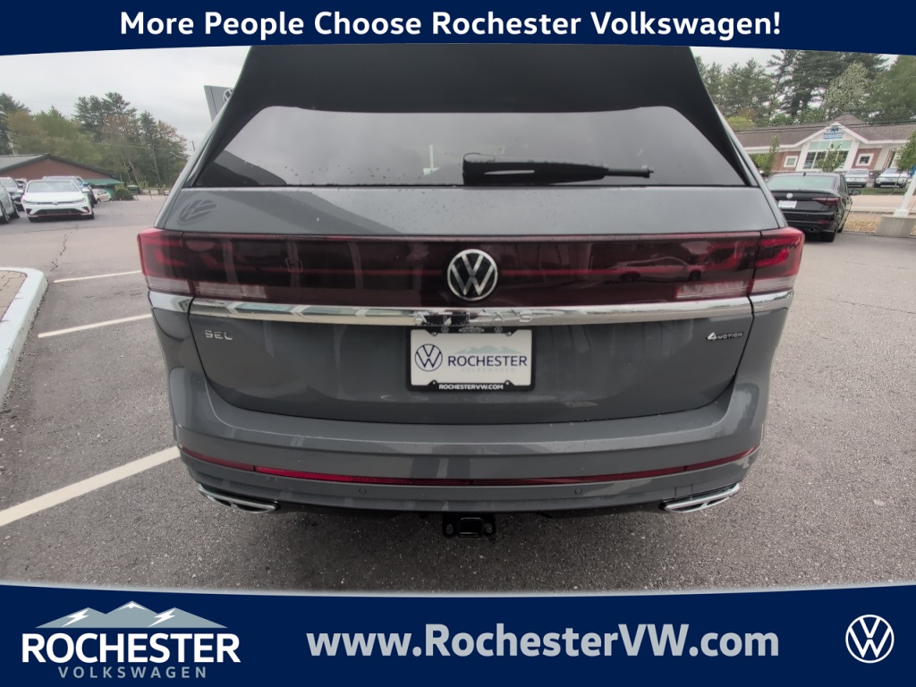 2025 Volkswagen Atlas SEL Premium R-Line photo 5