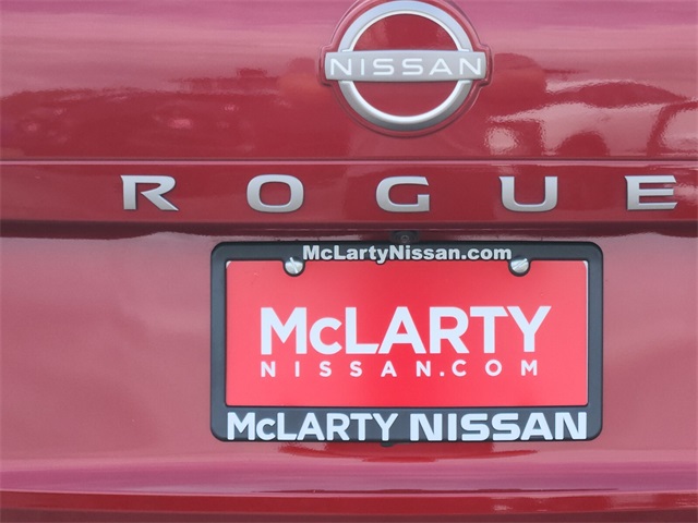 2025 Nissan Rogue S photo 5