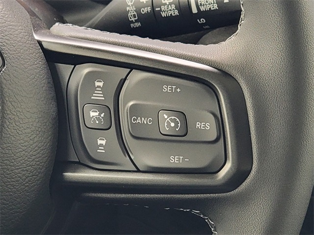 2025 Jeep Wrangler Willys photo 25