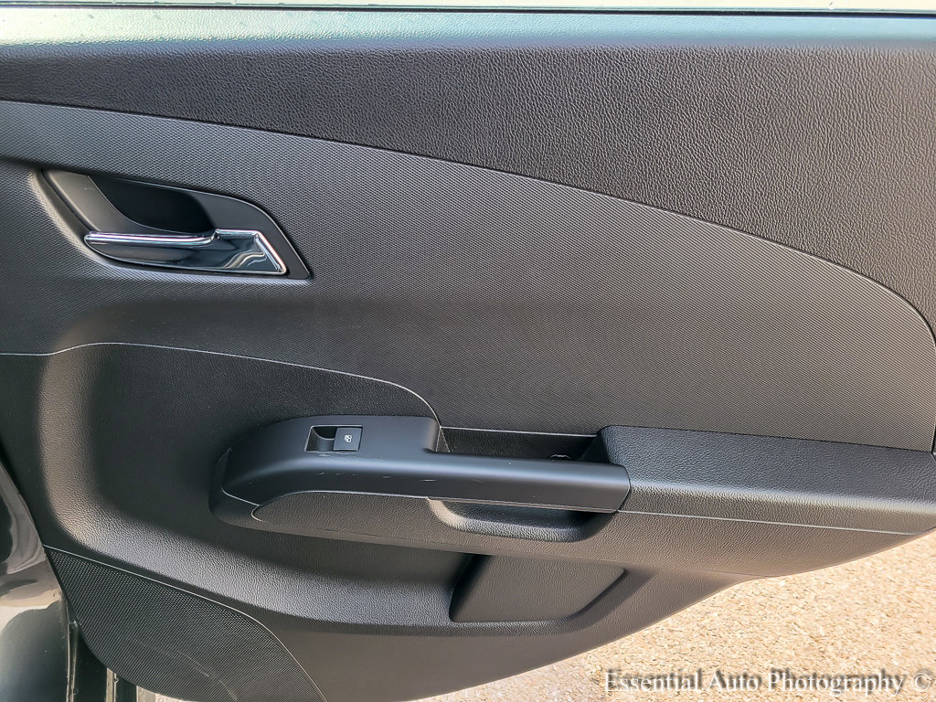 2018 CHEVROLET SONIC - Image 19
