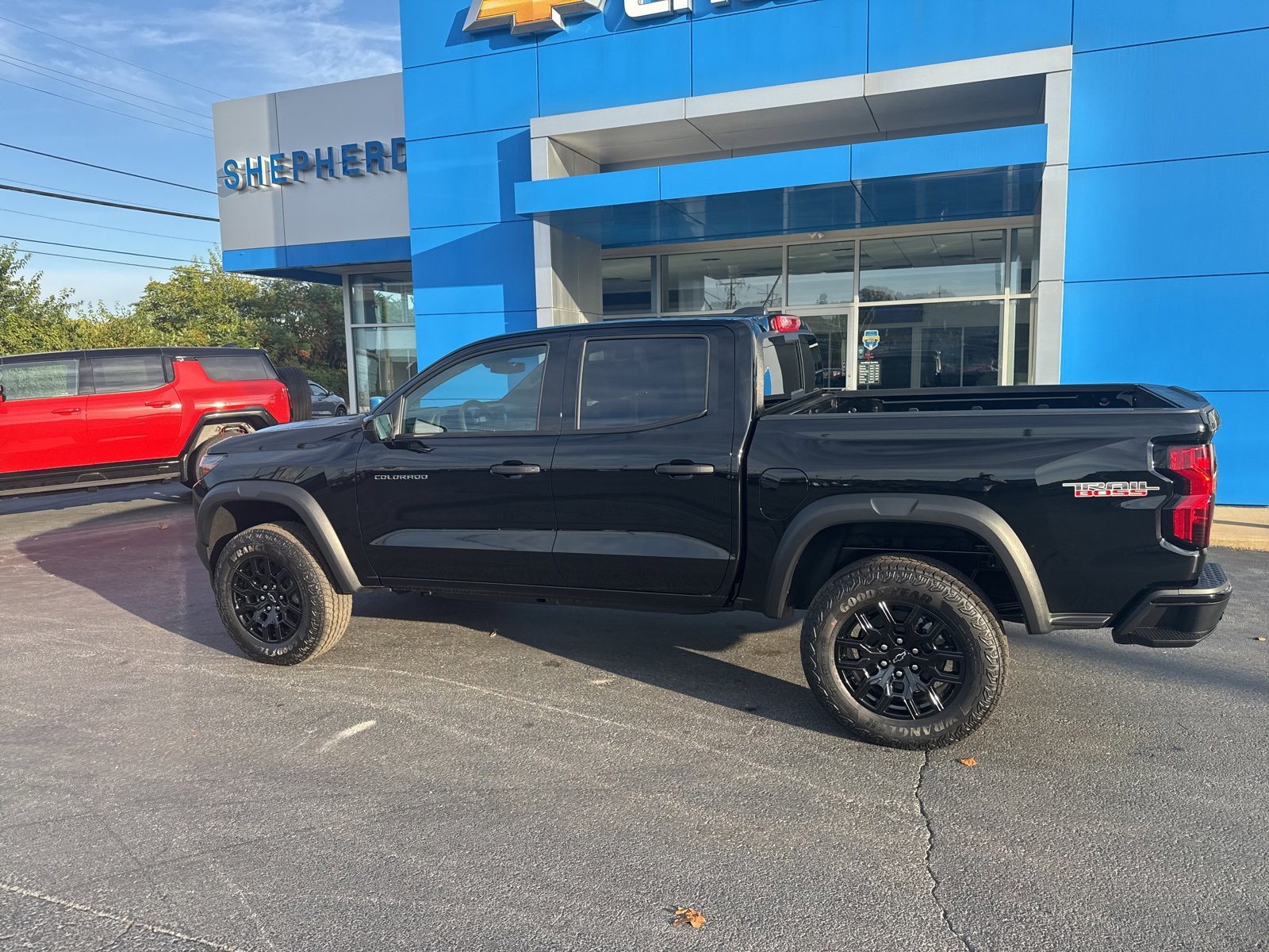 2026 Chevrolet Colorado Trail Boss photo 3