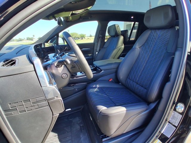 2026 Cadillac Escalade Sport photo 18
