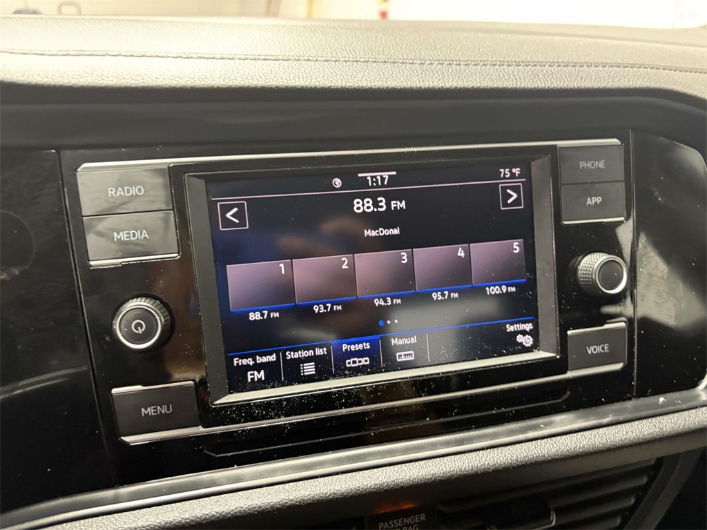 2024 Volkswagen Jetta 1.5T SE photo 19