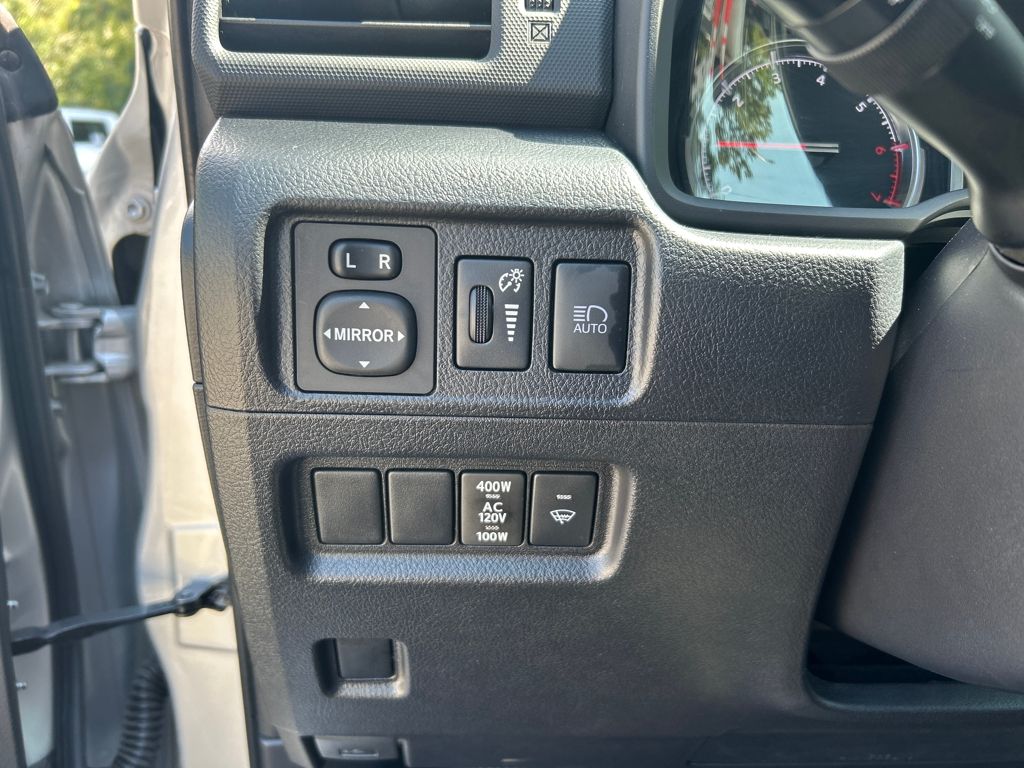 2024 Toyota 4Runner TRD Off-Road photo 15