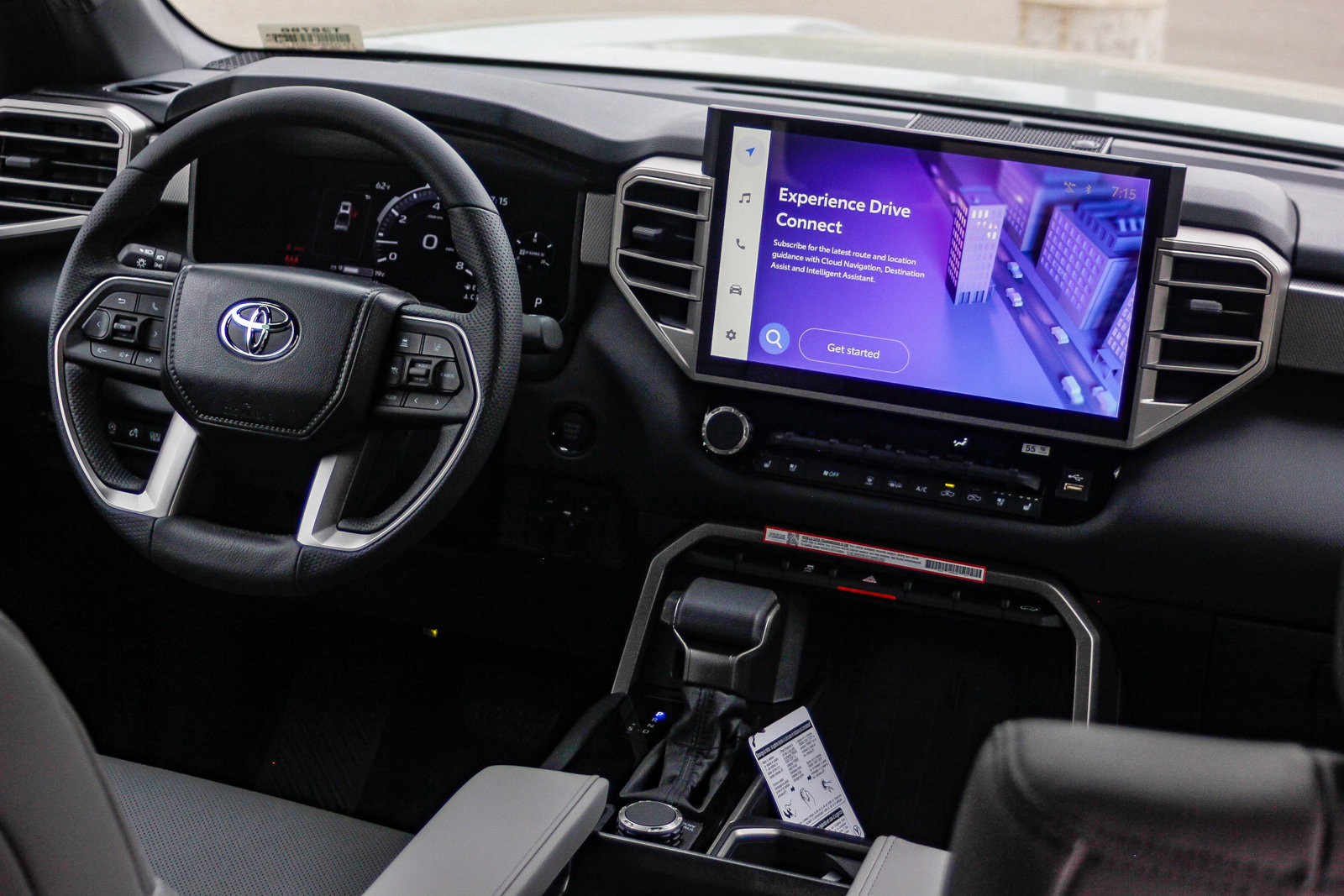 2025 Toyota Tundra Limited photo 12