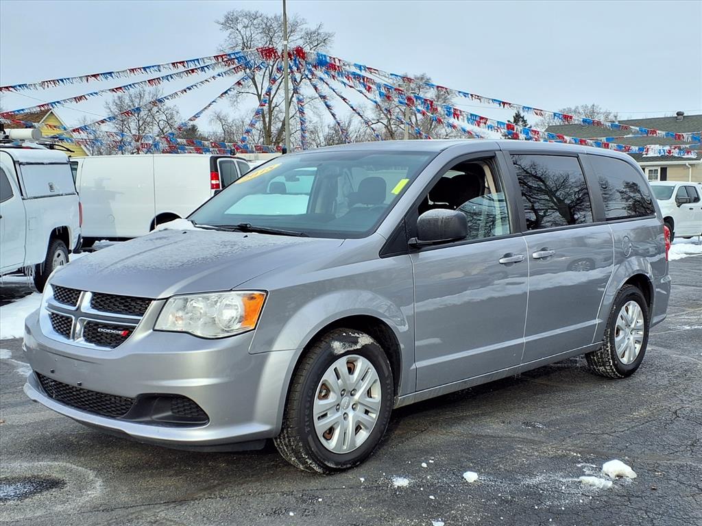 2018 Dodge Grand Caravan SE's photo